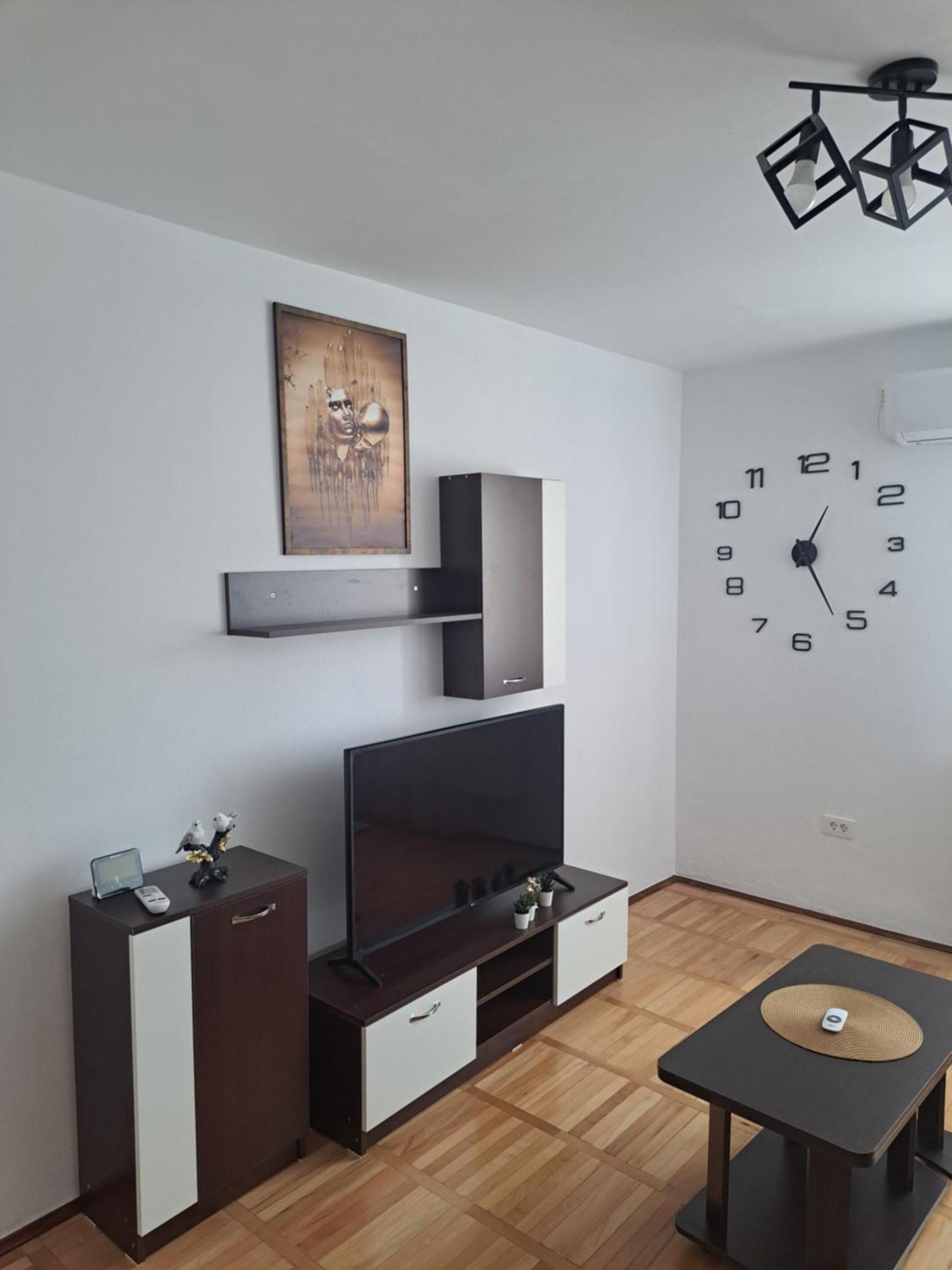 Apartament Confort Hd Vajdahunyad Kültér fotó